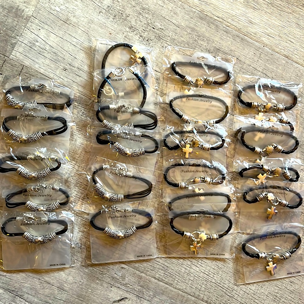 ✝️Cross Bracelet Lot 31pcs